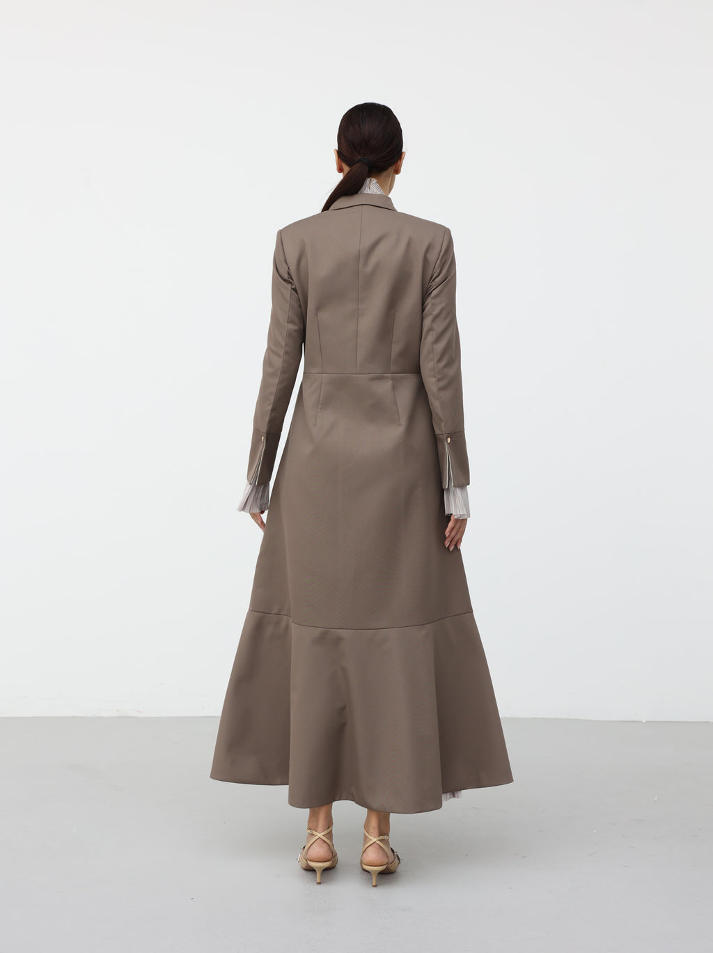 The Jacket 09 - Gisele