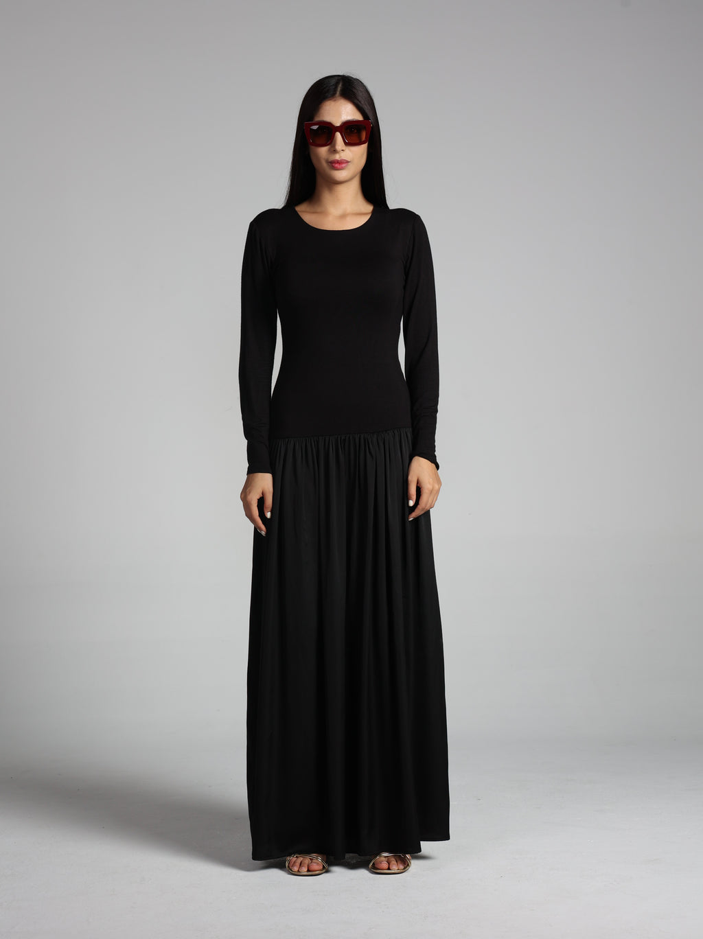 The Dress 05 - Black