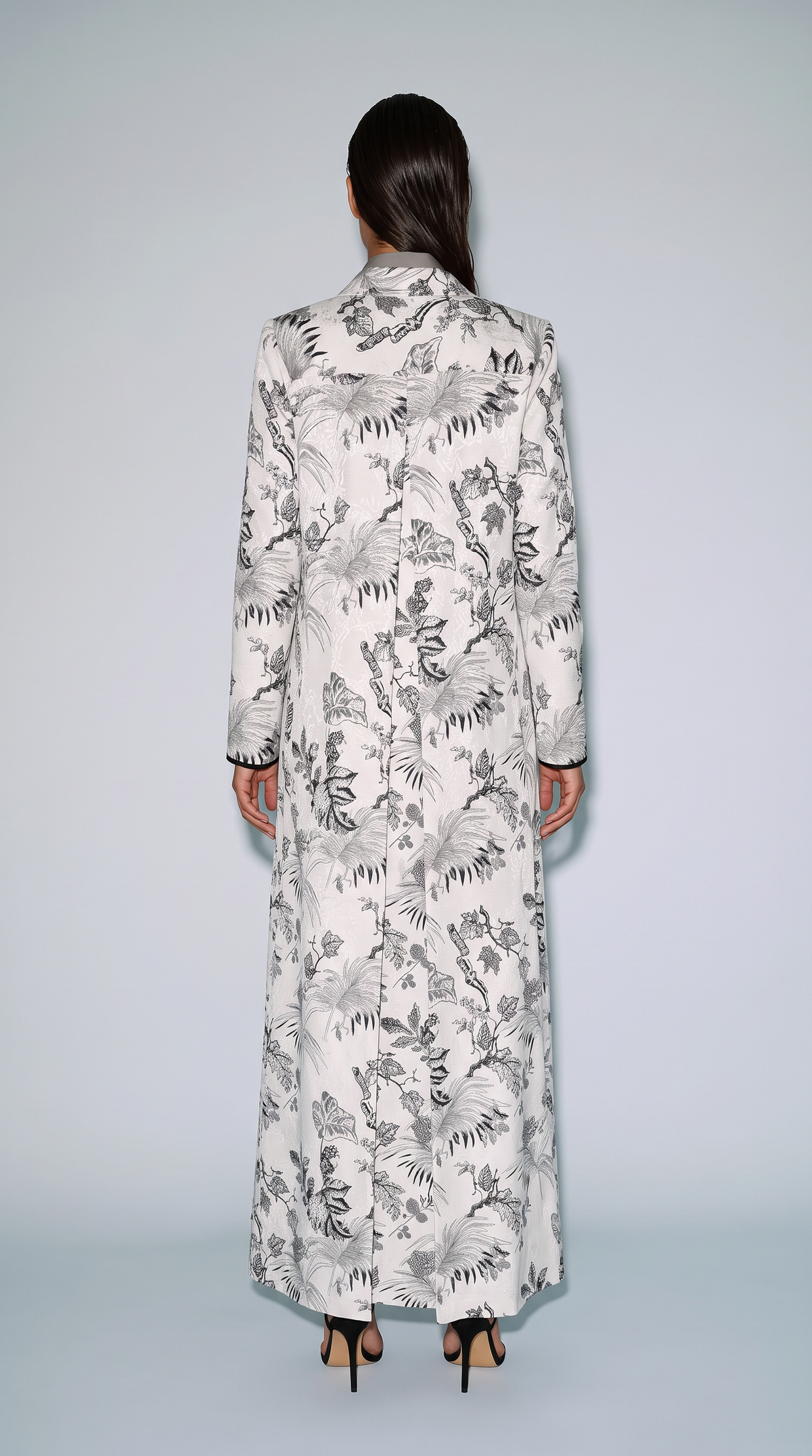 The Abaya 06 - B&W floral