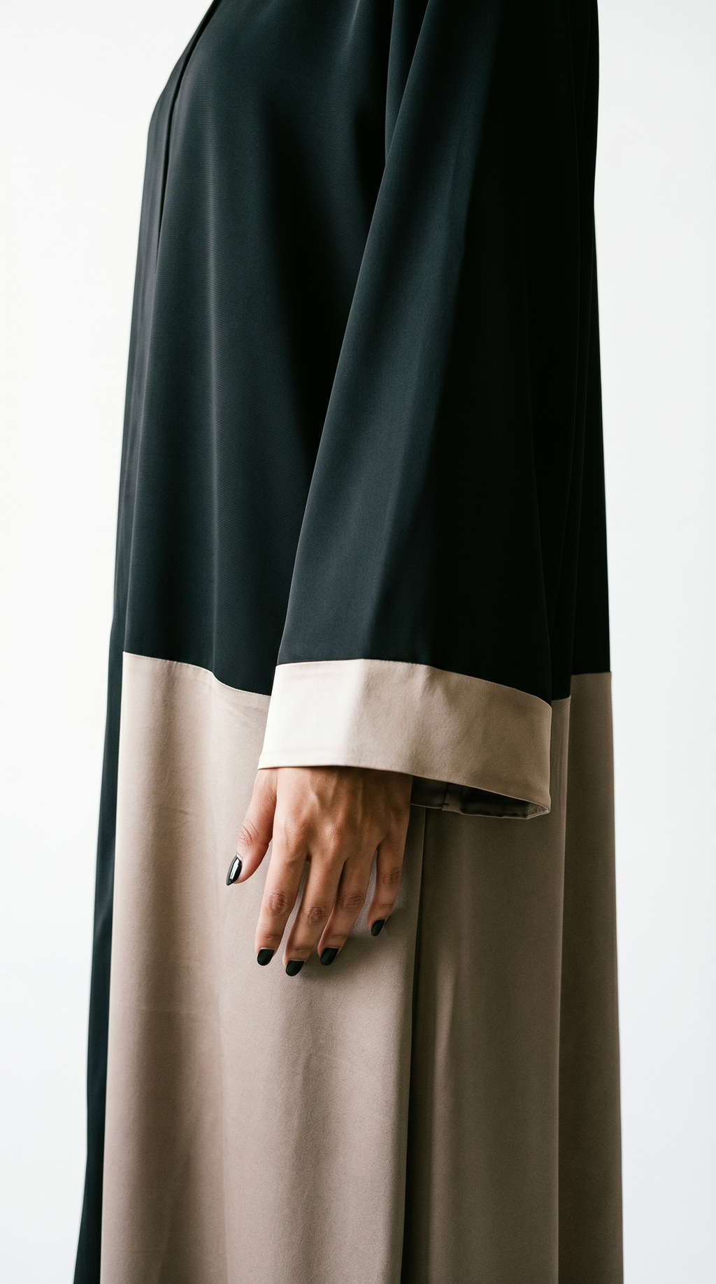 The Abaya 07 - Black & Beige Gold