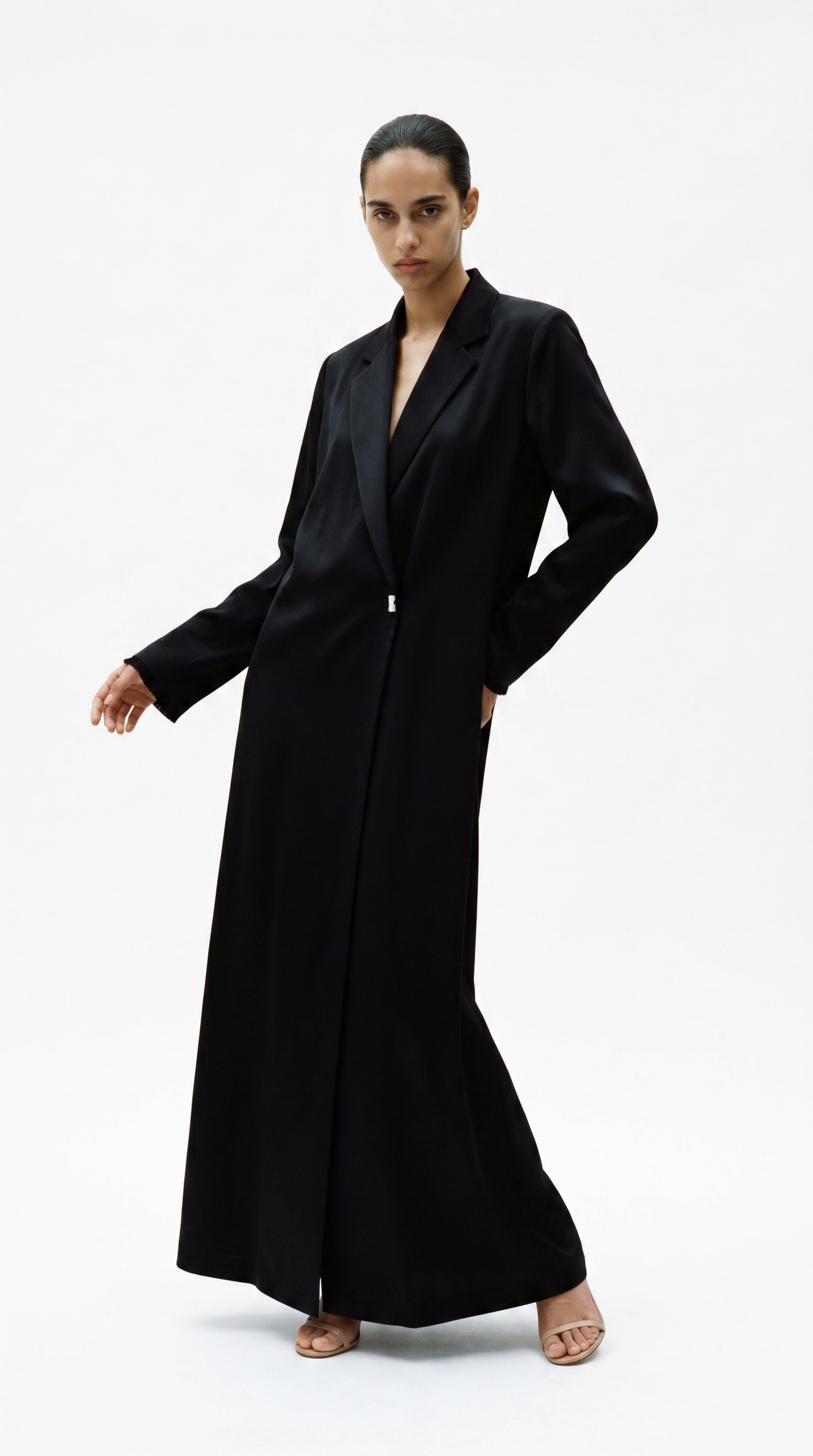 The Abaya 06 - Black satin