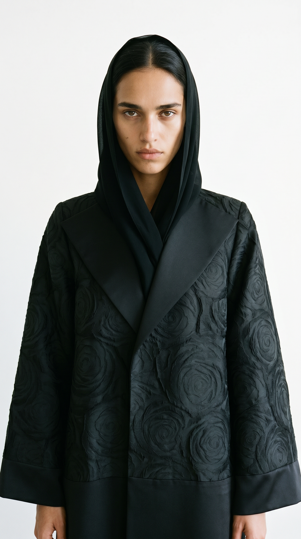 The Abaya 07 - Black Roses