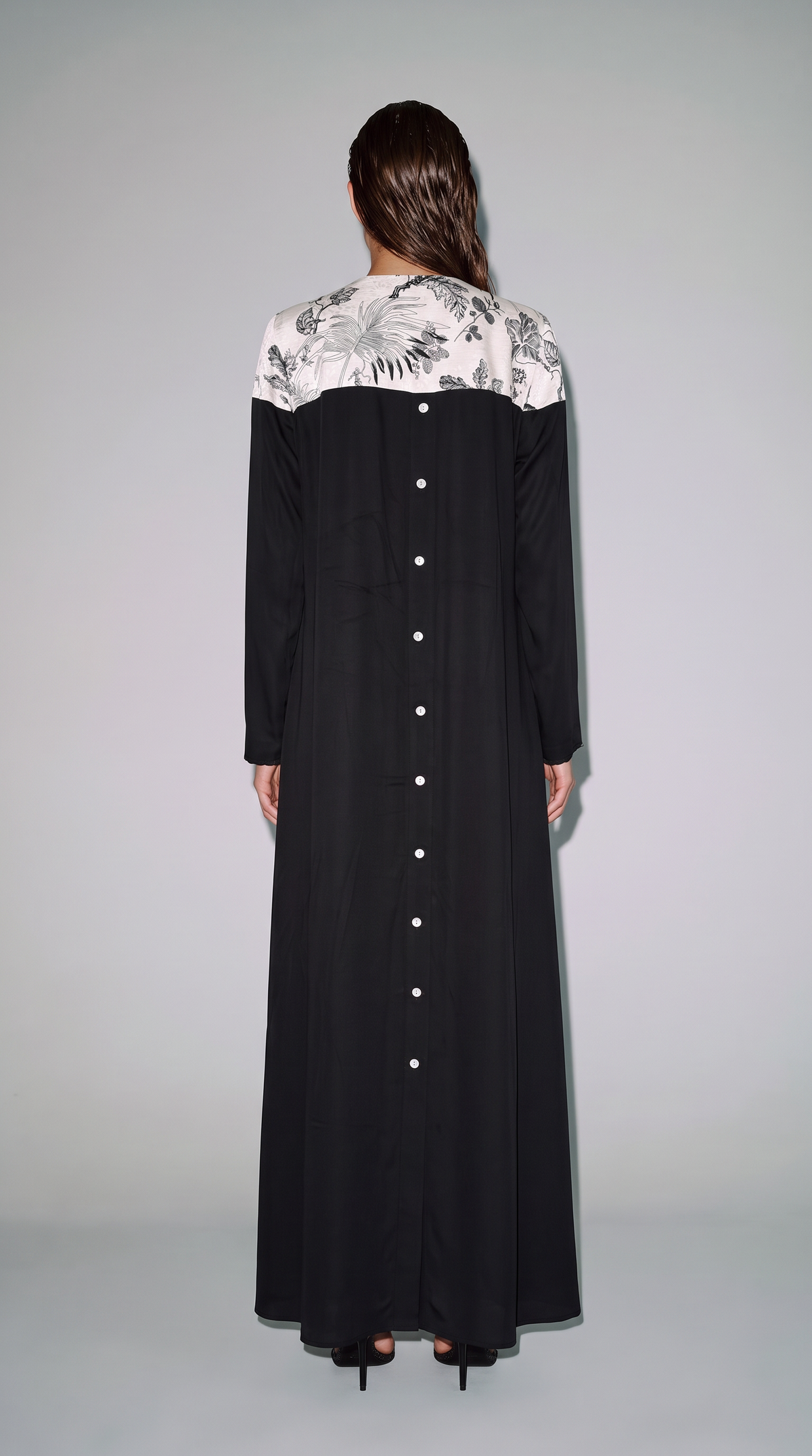 The Abaya 16